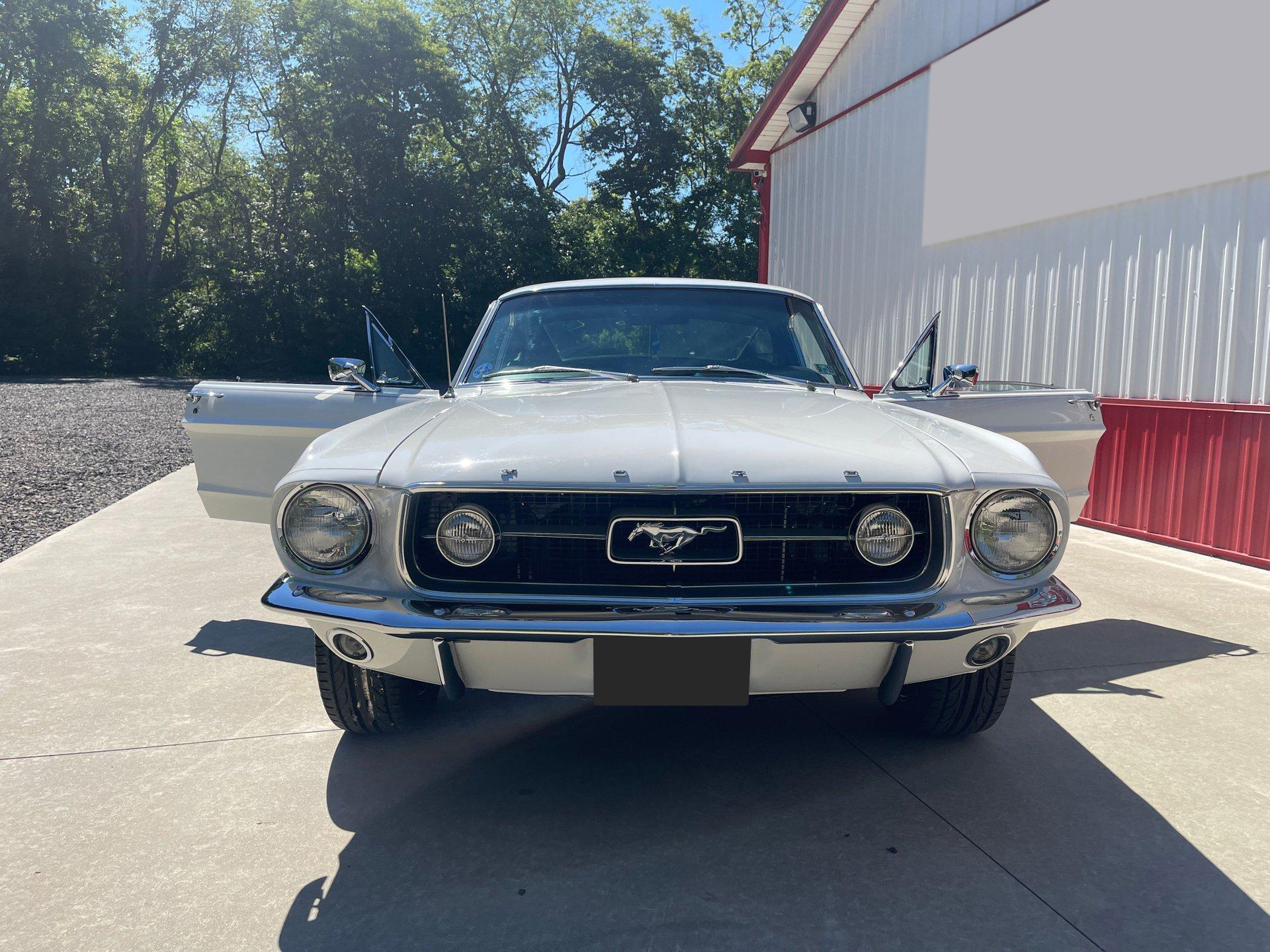 1967 Ford Mustang - Image 10