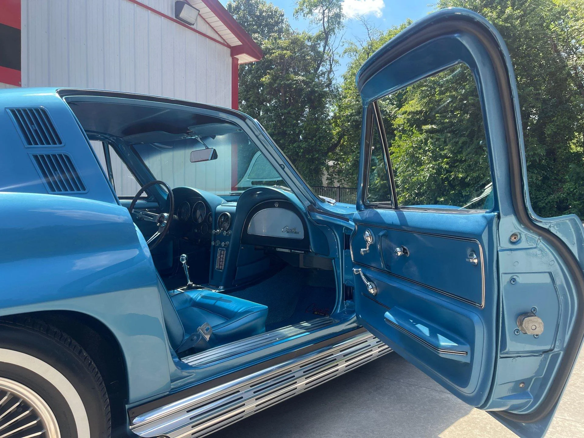 1965 Chevrolet Corvette - Image 21