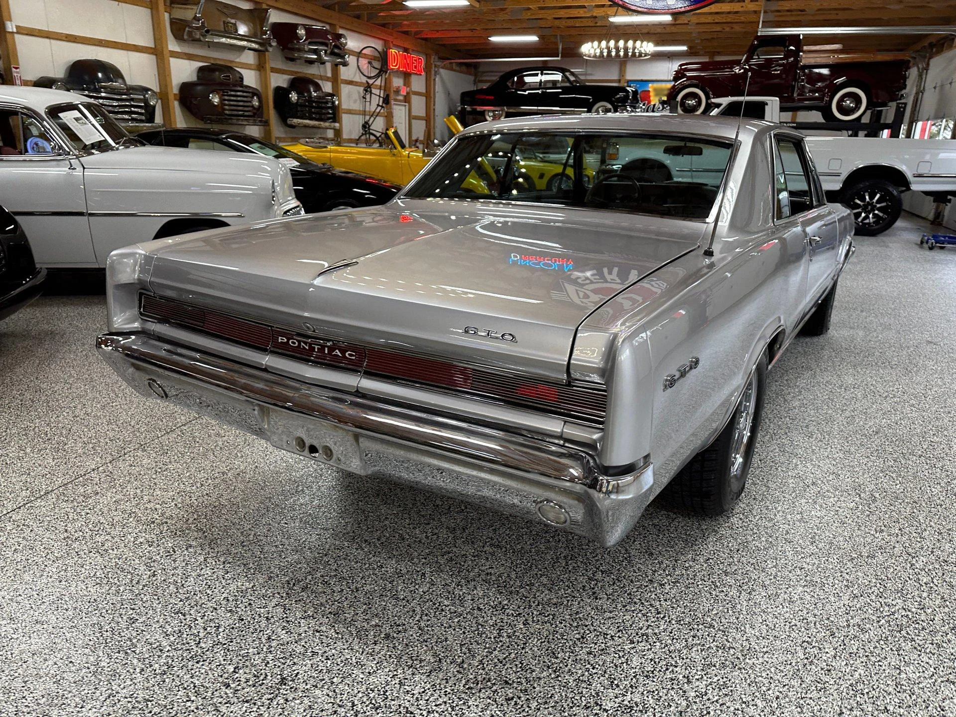 1964 Pontiac GTO - Image 21